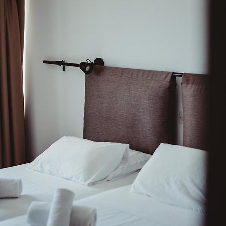 Ovis Hotel Apartments Ayia Napa Exteriér fotografie