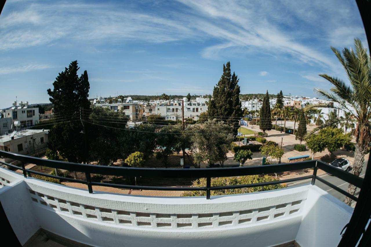 Ovis Hotel Apartments Ayia Napa Exteriér fotografie