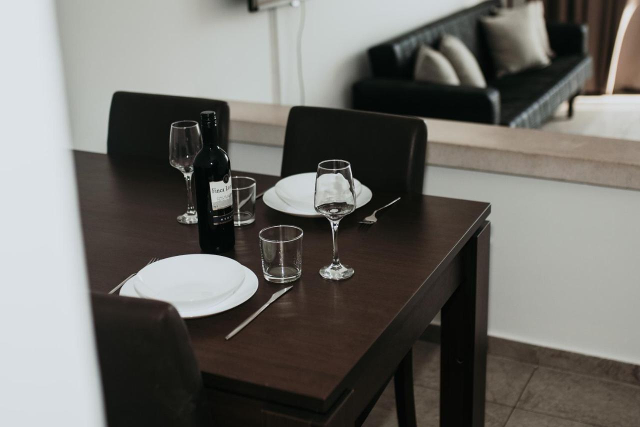 Ovis Hotel Apartments Ayia Napa Exteriér fotografie